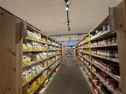 520-biocoop-orange-magasin-alimentation-bio-epicerie-pate-riz-sans-gluten.webp