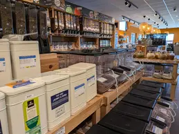 520-biocoop-orange-magasin-alimentation-bio-the-commerce-equitable-vrac.webp